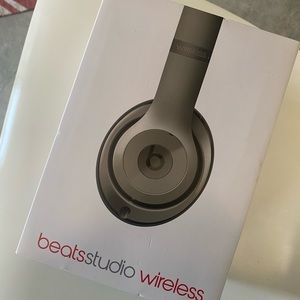 Beats Studio 2 Wireless, Titanium